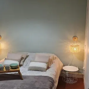  Apartamento T2 Cosy Au Calme,entree Autonome,centre Historique